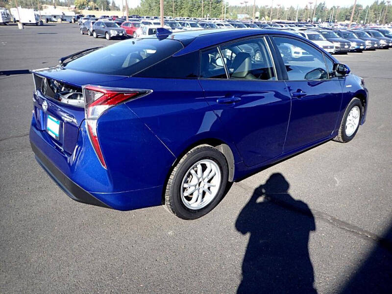 2016 Toyota Prius Four