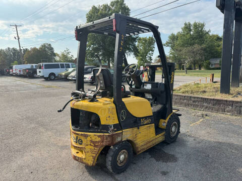 2019 Yale GLP030V