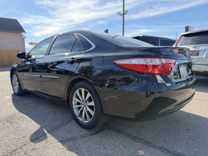 2015 Toyota Camry Hybrid