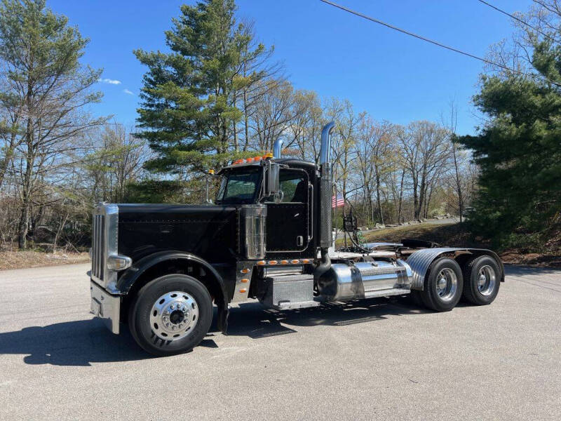 2009 Peterbilt 389