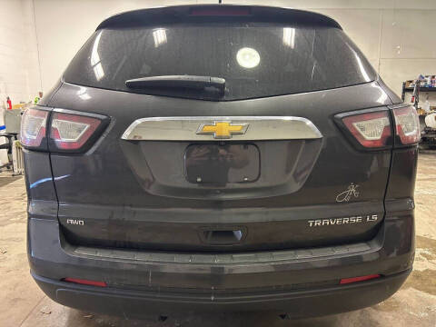 2016 Chevrolet Traverse LS