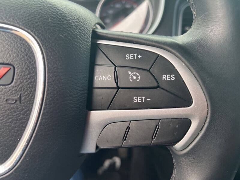 2017 Dodge Charger SXT