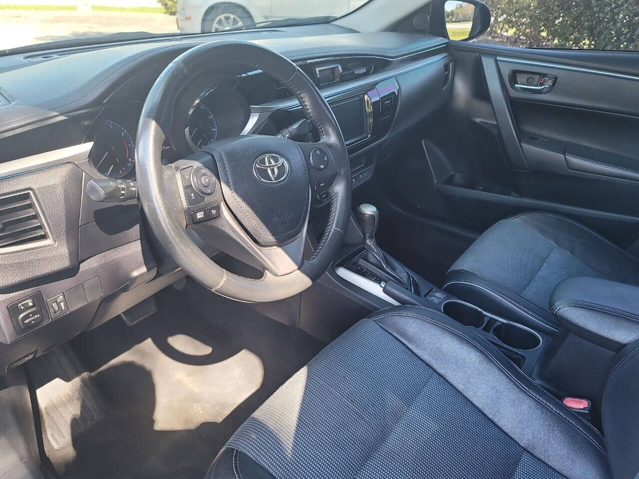 2014 TOYOTA Corolla Sedan - $12,900
