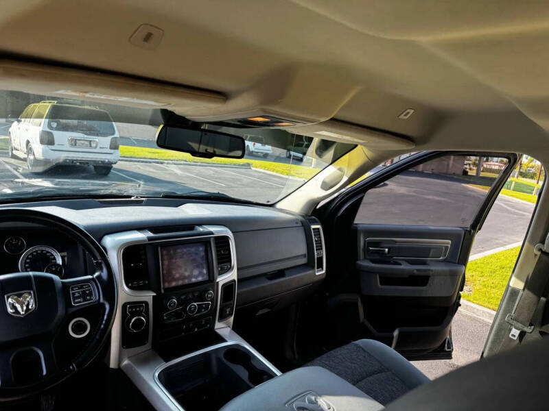 2020 RAM 1500 Classic SLT