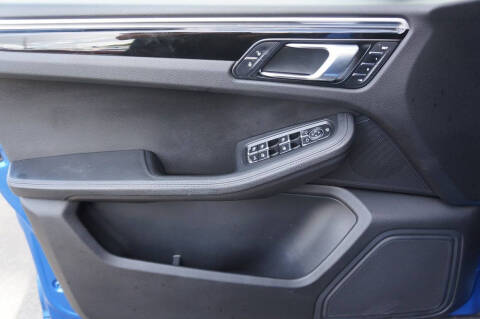 2018 Porsche Macan S