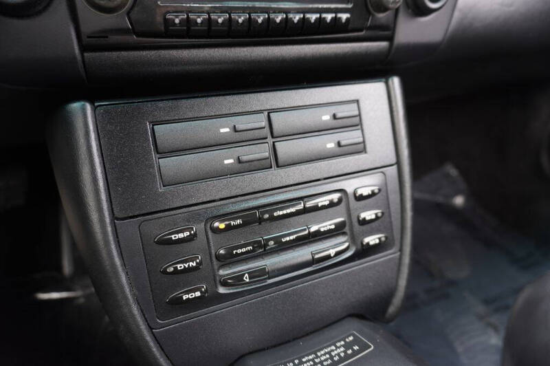 2001 Porsche 911 Carrera