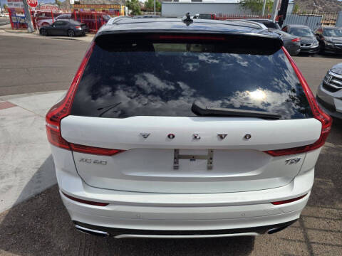 2019 Volvo XC60 T5 R-Design