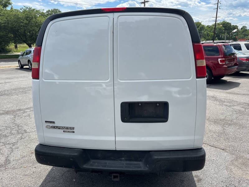 2011 Chevrolet Express 3500
