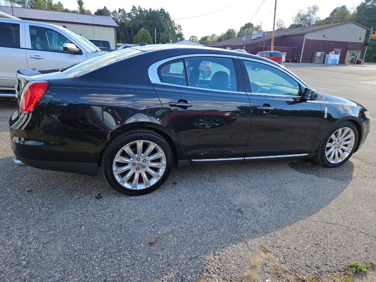 2010 Lincoln MKS for sale at DANGO AUTO SALES in HOWARD CITY, MI