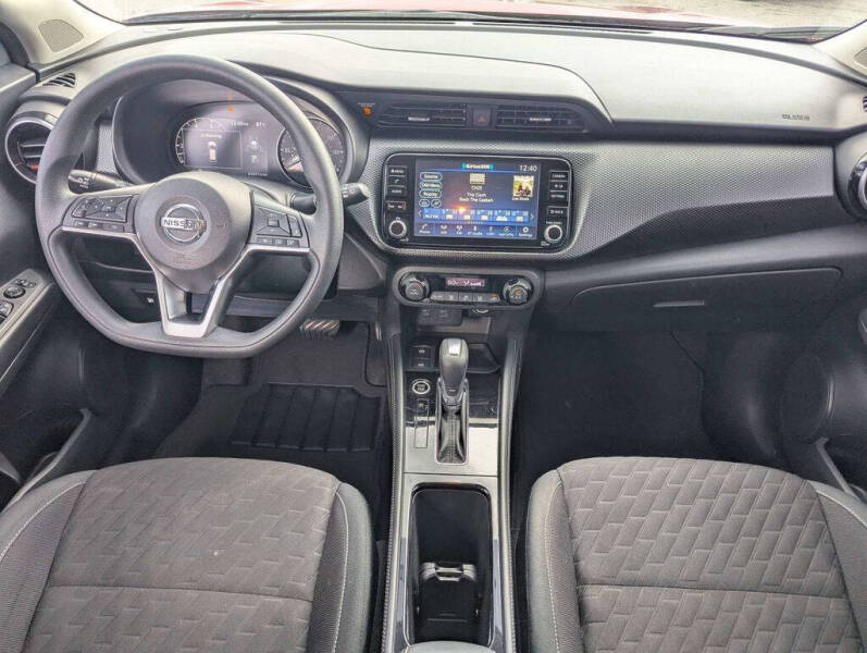 2021 Nissan Kicks SV