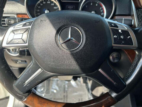 2014 Mercedes-Benz GL-Class GL 550 4MATIC