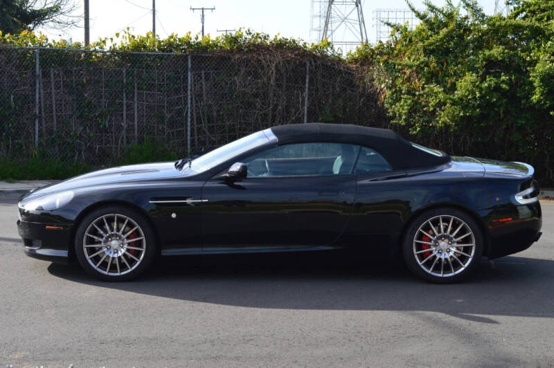 2005 Aston Martin DB9 Volante
