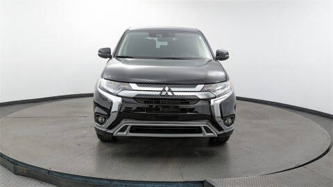 2020 Mitsubishi Outlander SE