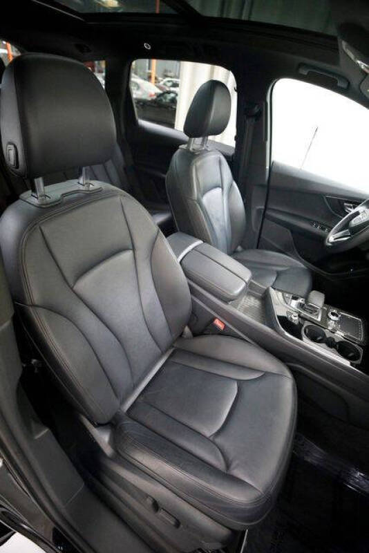 2019 Audi Q7 quattro Premium 55 TFSI