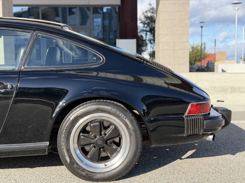1975 Porsche 911
