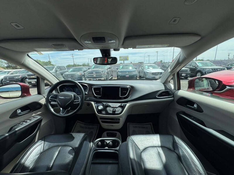 2018 Chrysler Pacifica Touring L