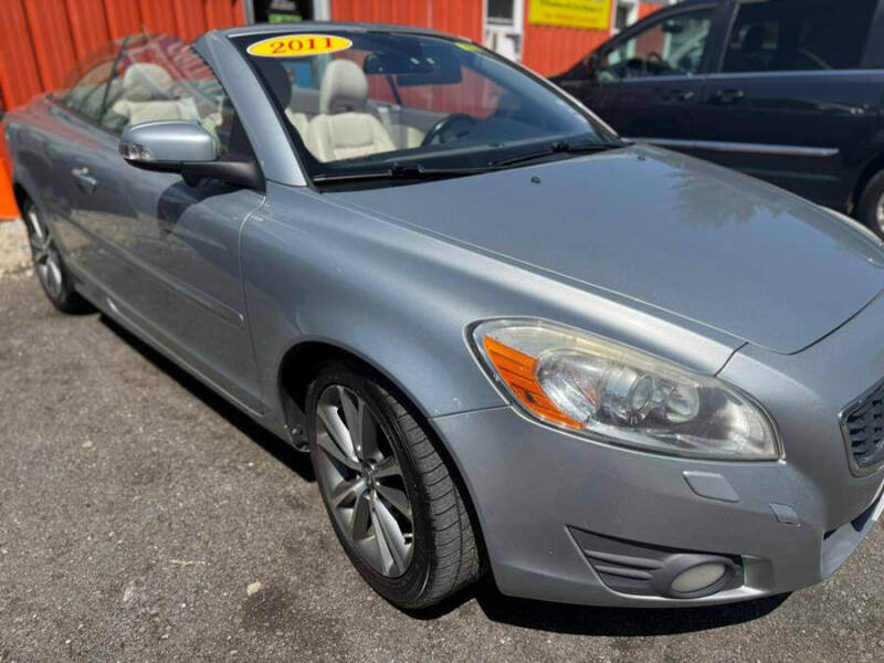 2011 Volvo C70 T5