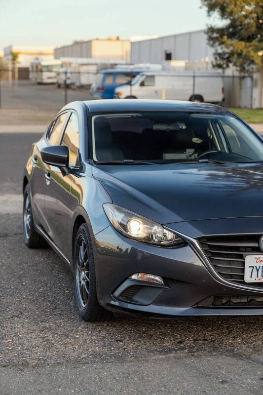 2016 Mazda MAZDA3 i Sport