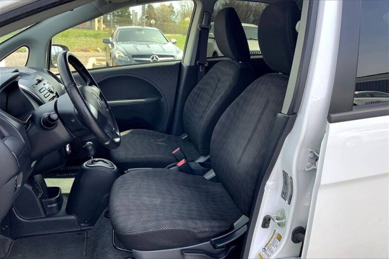 2014 Mitsubishi i-MiEV ES