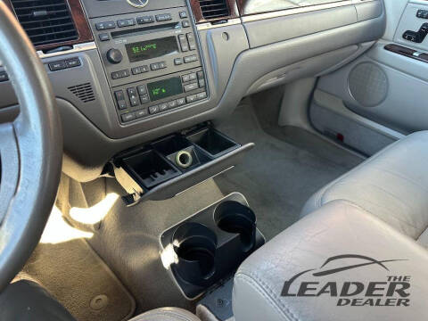 2011 Lincoln Town Car Signature Limited