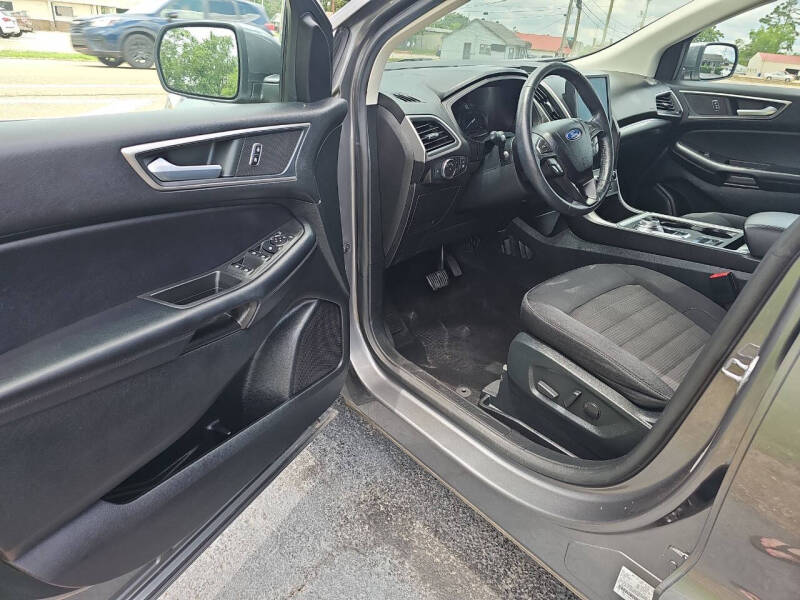 2022 Ford Edge SEL