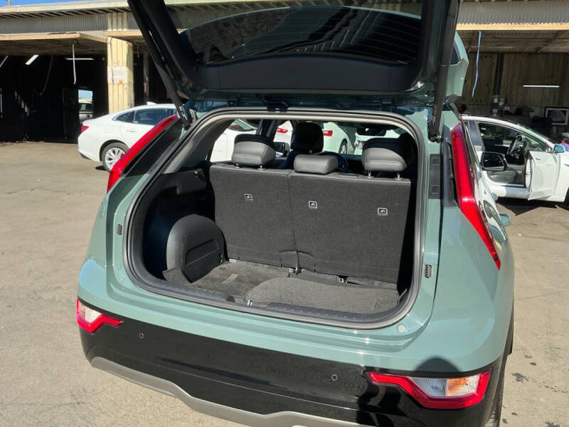 2023 Kia Niro EV Wind