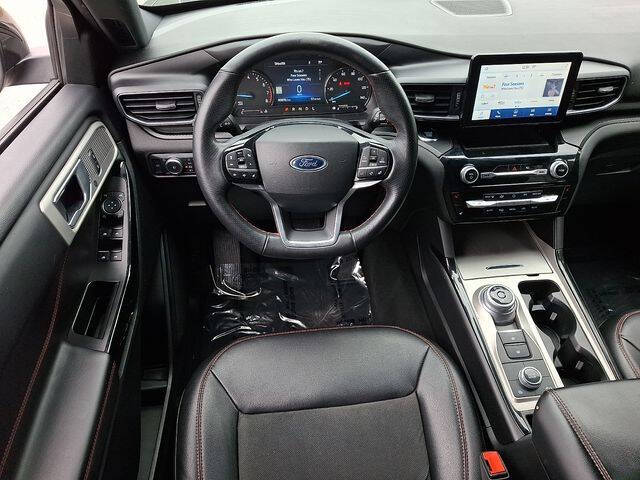 2022 Ford Explorer ST-Line