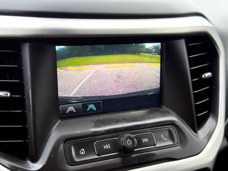 2017 GMC Acadia SLE-1