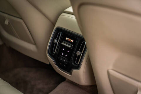 2021 Aston Martin DBX