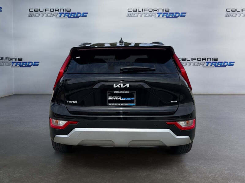 2023 Kia Niro EX