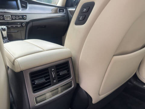 2014 Hyundai Equus Signature