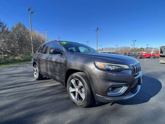 See the New Jeep Grand Cherokee in Princeton, IL