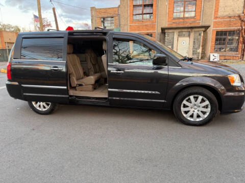 2015 Chrysler Town and Country Touring