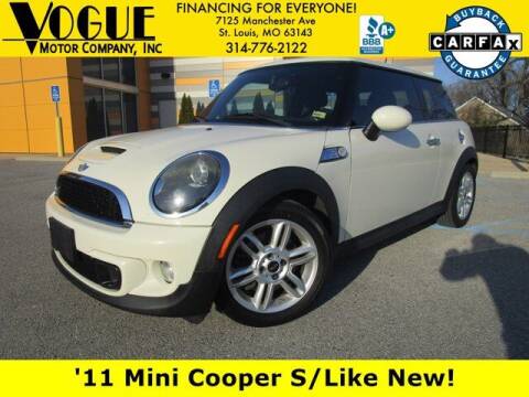 2011 MINI Cooper for sale at Vogue Motor Company Inc in Saint Louis MO