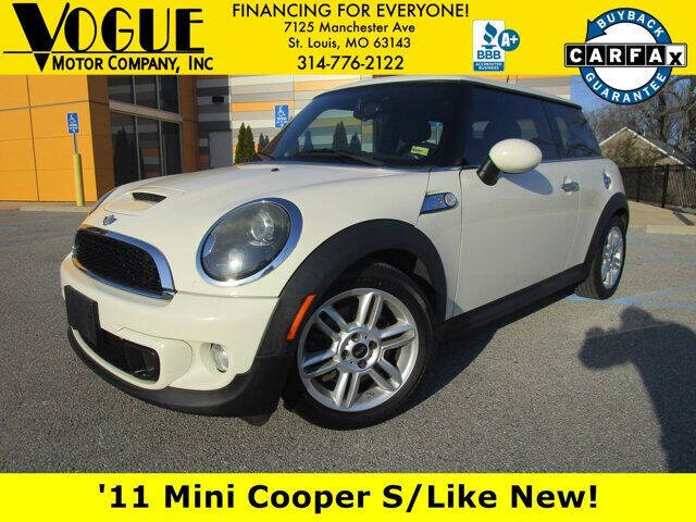 2011 MINI Cooper for sale at Vogue Motor Company Inc in Saint Louis MO