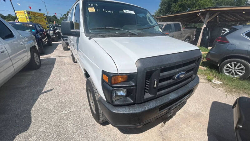 2013 Ford E-Series E-150