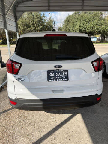 2019 Ford Escape S