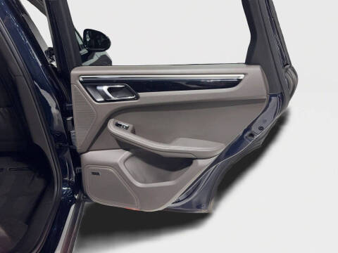 2018 Porsche Macan S