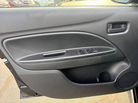 2023 Mitsubishi Mirage ES