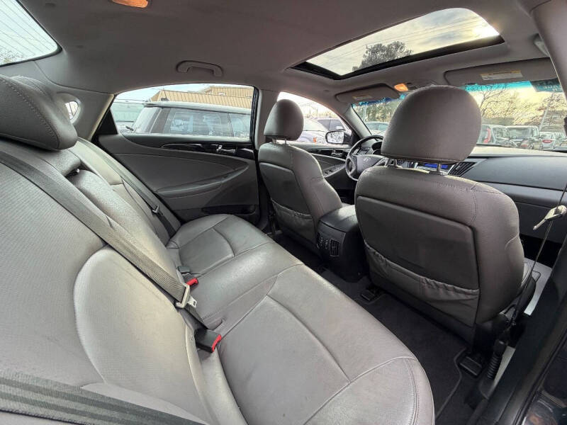 2011 Hyundai Sonata SE