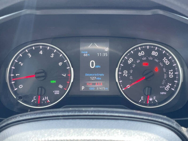 2021 Toyota RAV4 XLE