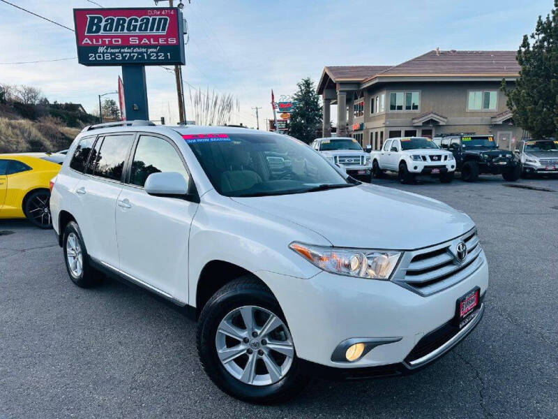 Toyota Highlander's photo