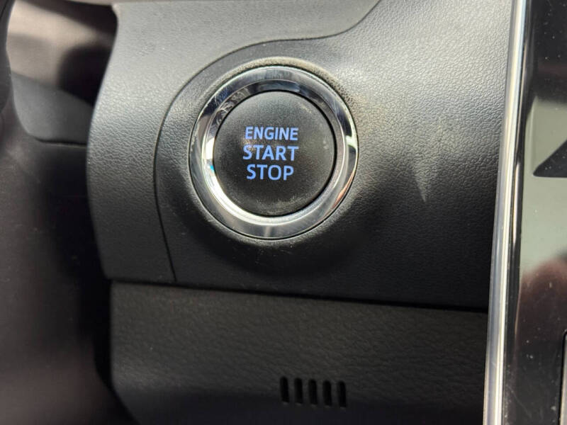 2021 Toyota Avalon XSE Nightshade