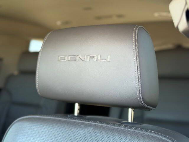 2016 GMC Yukon Denali