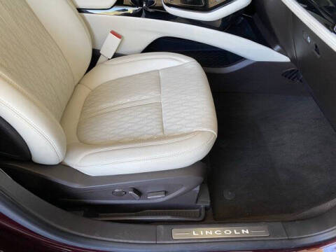 2022 Lincoln Nautilus Black Label