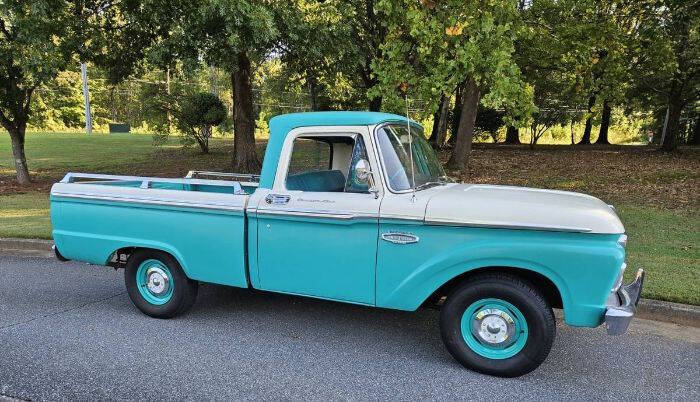 1966 Ford F-100