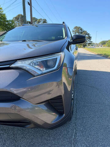 2016 Toyota RAV4 LE
