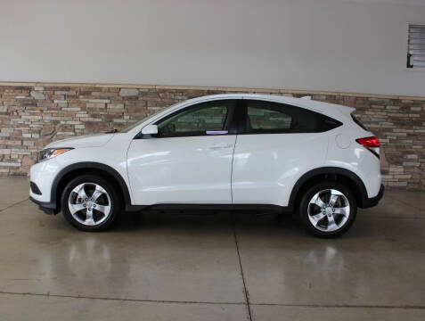 2020 Honda HR-V for sale at Bud & Doug Walters Auto Sales in Kalamazoo MI