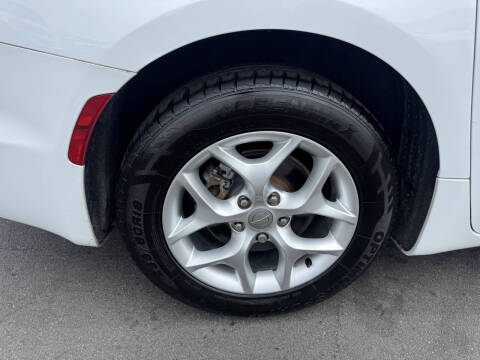 2020 Chrysler Pacifica Touring L
