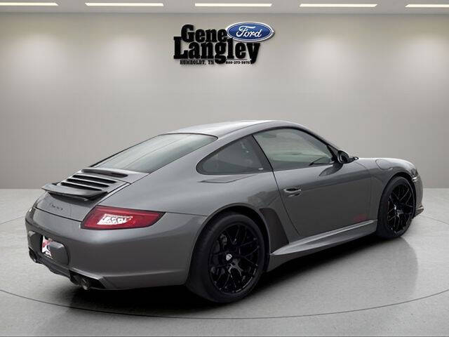 2005 Porsche 911 Carrera